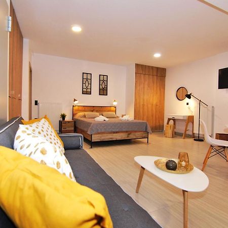 Brand New Cozy Basement Apartment Argostoli  Exteriör bild