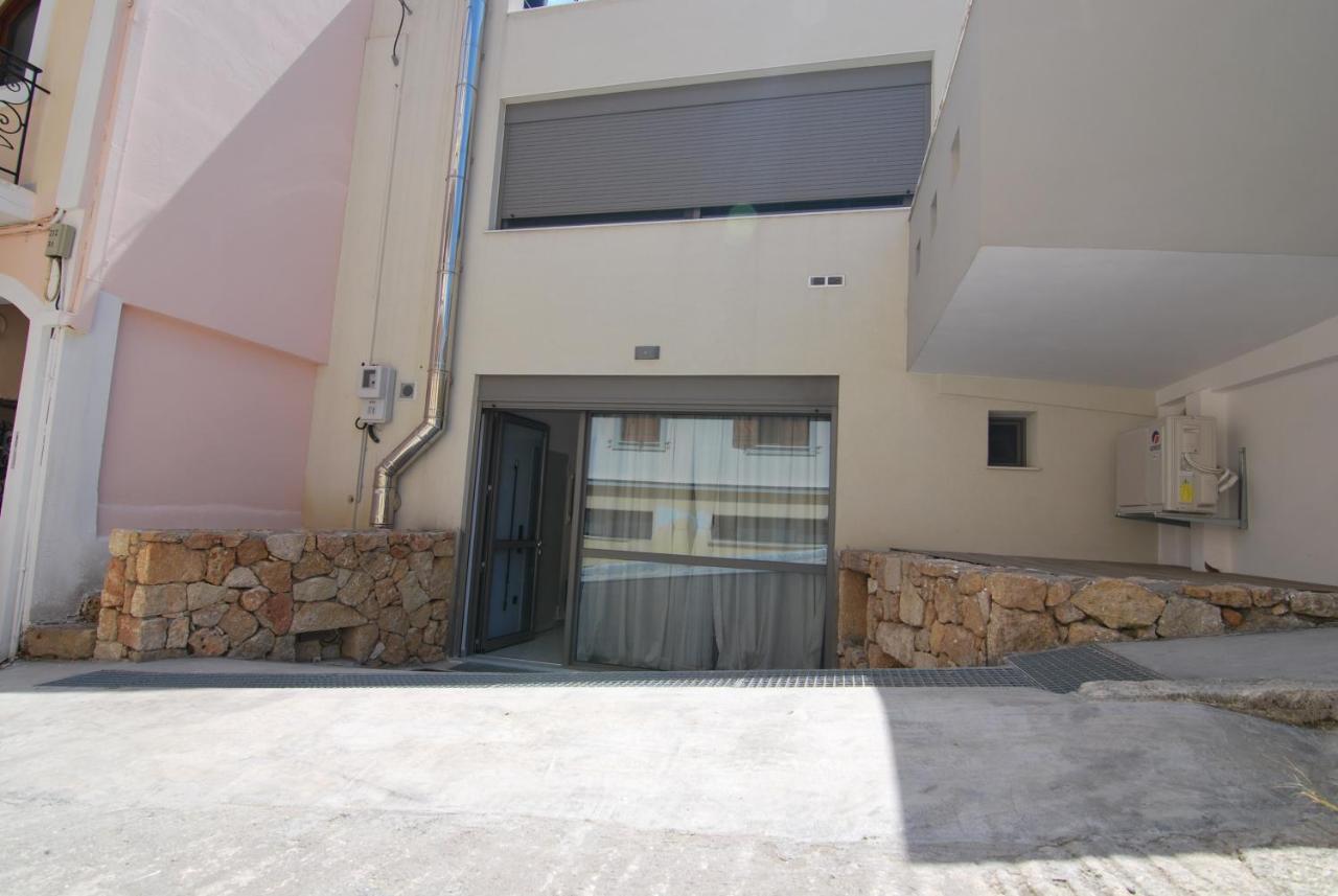 Brand New Cozy Basement Apartment Argostoli  Exteriör bild